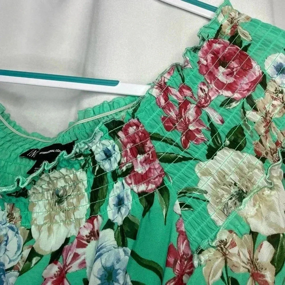 I.N.C. International Concepts top - Picture 3 of 4